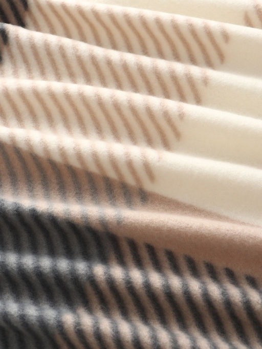 Плед флисовый «Экономь и Я. Клетка», 150×180 см, флис 160 г/м², бежевый