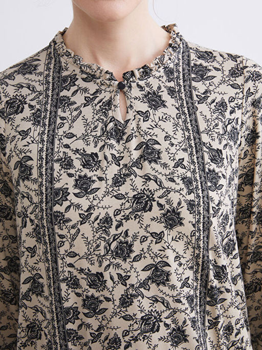 Bisiklet Yaka ?i?ekli Bluz