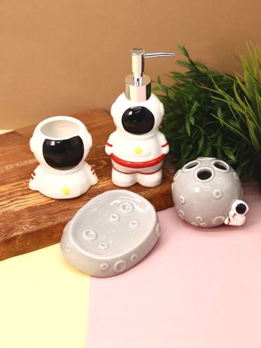 Набор для ванной комнаты Astronaut (набор 4 шт.)