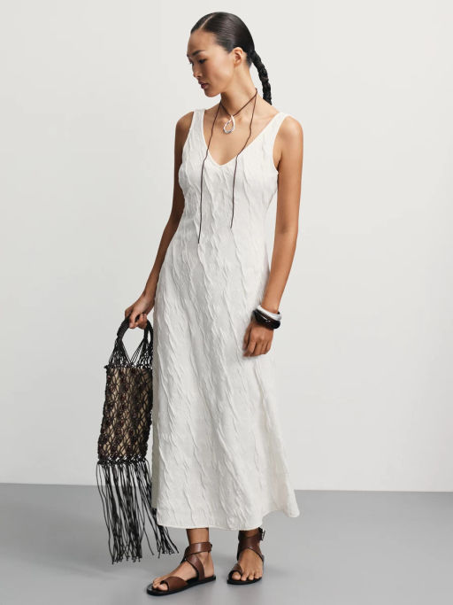 Фактурное платье прилегающего кроя / Zarina  фото 6