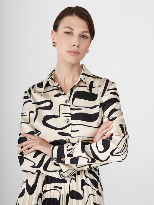 Платье из принтованной атласной ткани