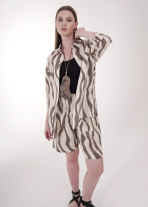 253194/170лвн Шорты женские (ЧЗ)