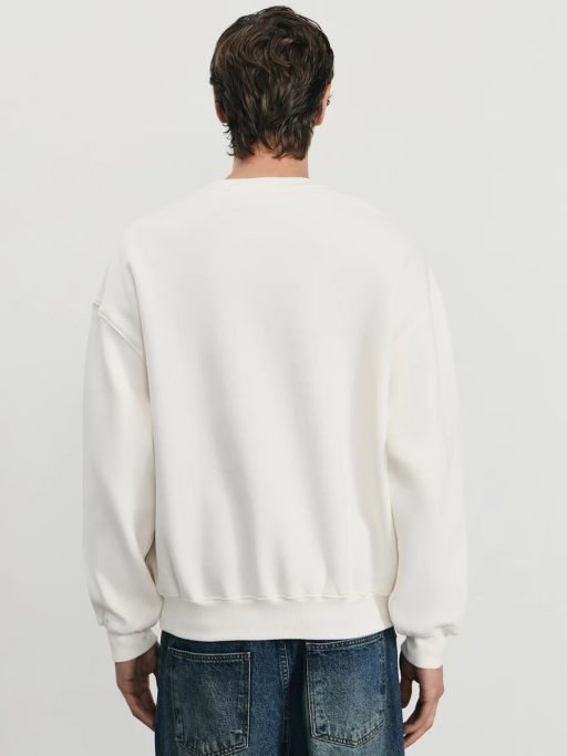 Толстовка с принтом на груди / Zarina