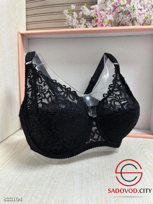 Бюстгальтер с тонким поролоном на косточках