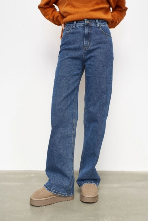 Джинсы Bootcut