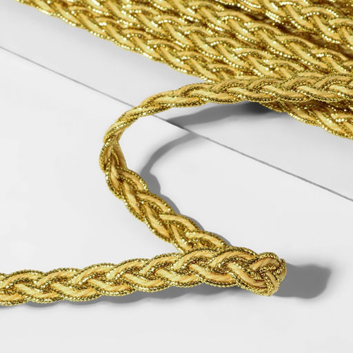 Тесьма декоративная «Косичка», 7 мм, 10 ± 1 м, цвет золотой/бежевый