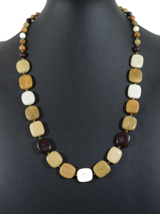 Бусы из дерева Квадрат 15мм, 53см