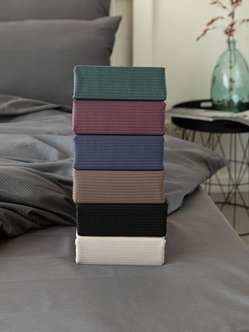 Простыня сатин-страйп 210x240 пурпурный сатин - Denastia фото 9