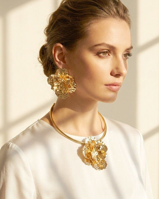 Комплект: колье-обруч и серьги