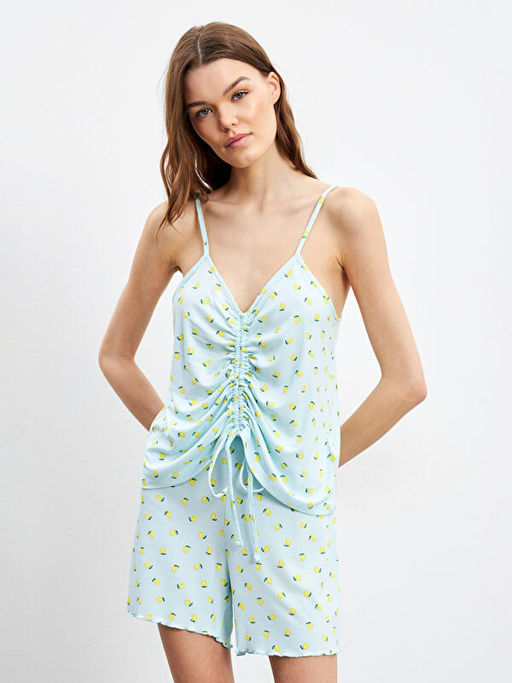 V Yaka Desenli Kad?n ?ortlu Pijama Tak?m?