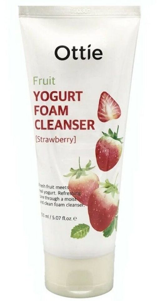 Fruits Yogurt Foam Cleanser Strawberry 150мл - Ottie фото 2
