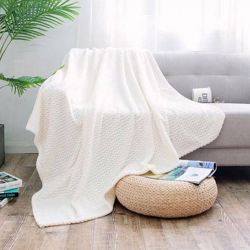 Плед/покрывало 150х200см "Подснежник", велсофт "Royal Plush" гладкокрашенный, тиснение зигзаг, полиэстер 100%, плотность 290г/м2, упаковка: 16х33см пояс бумажный, "Домашняя мода" (Россия)