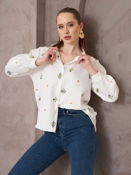 Женская рубашка с вышивкой Patiskha 3310