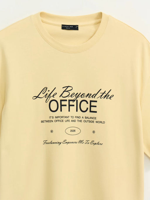 Футболка с принтом на груди / Zarina фото 10