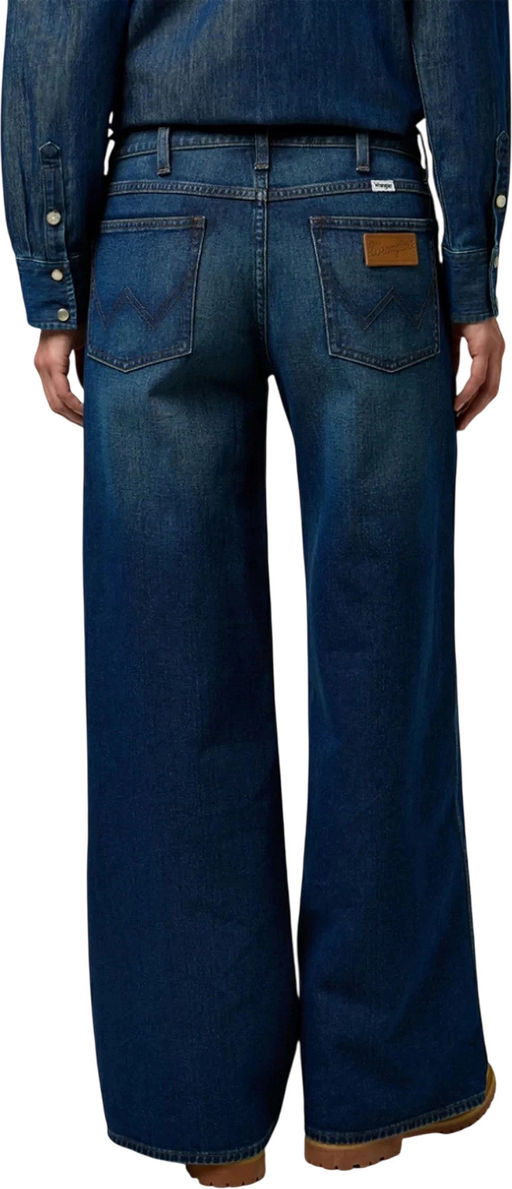 Джинсы женские