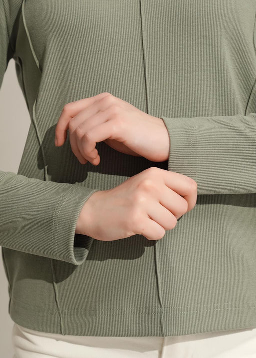 367063шв Фуфайка жен. (ЧЗ)