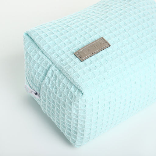 Косметичка женская на молнии TEXTURA, объёмная, средняя, мягкая, вафельная текстура, бирюзовая фото 8