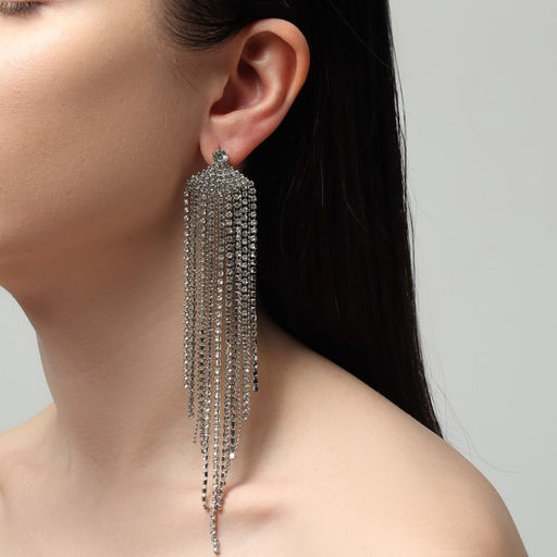 Серьги висячие со стразами «Водопад» веер, цвет белый в серебре, 15.5 см