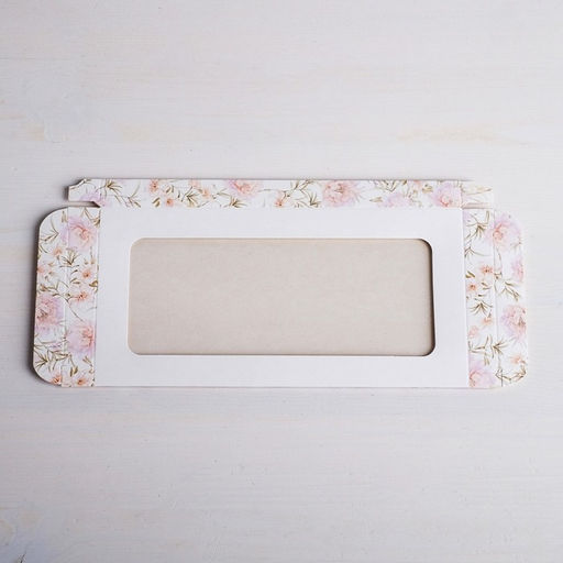 Цена за 5 шт. Коробка для шоколада, кондитерская упаковка, «Нежность», с окном, 17.3×8.8×1.5 см