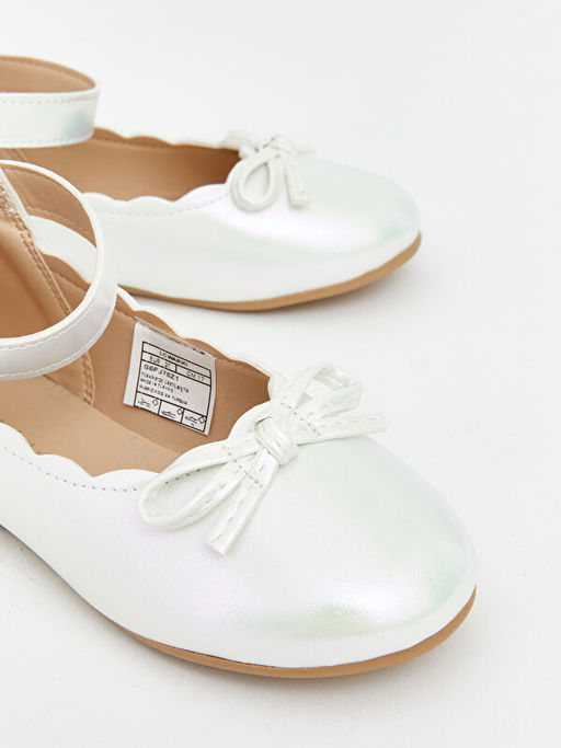 Fiyonk Detayl? K?z Bebek Babet