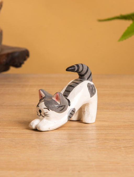 Сувенир «Потягивающийся Кот», 2.5×5×6 см, дерево, чёрно-белый