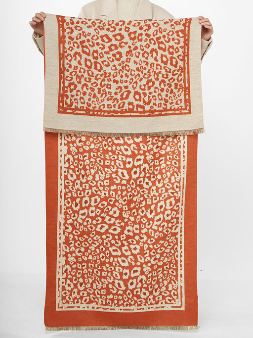 в составе ШЕРСТЬ и КАШЕМИР Большой, мягкий, теплый однотонный двусторонний палантин. - Tantino фото 3