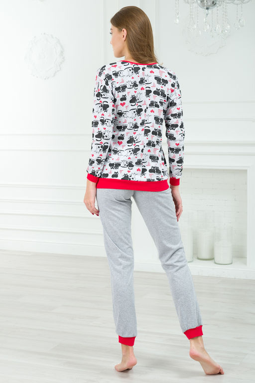 Пижама женская из джемпера и брюк из кулирки Олененок кошки