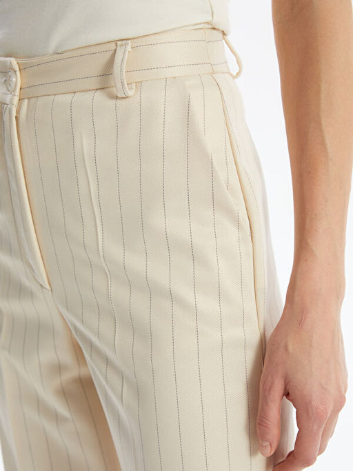 Loose Fit ?izgili Kad?n Pantolon