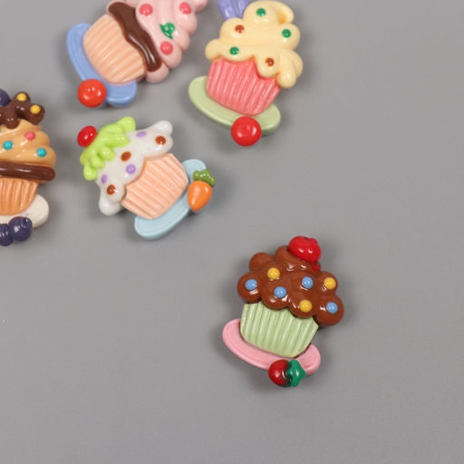 Декор для творчества пластик «Набор пирожных», набор 5 шт., 3×2.3×1 см