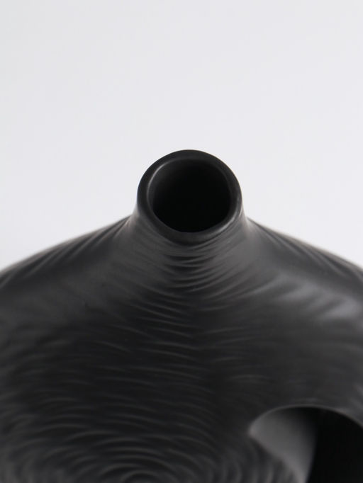 Ваза для цветов «Невада», 23×16.5 см, керамика, чёрная