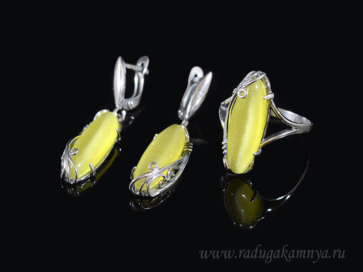 Кольцо Серьги с кошачьим глазом, цв.олива размер 19