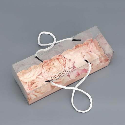 Цена за 5 шт. Коробка под рулет, Розы, 22.5?7.8?7.8 см