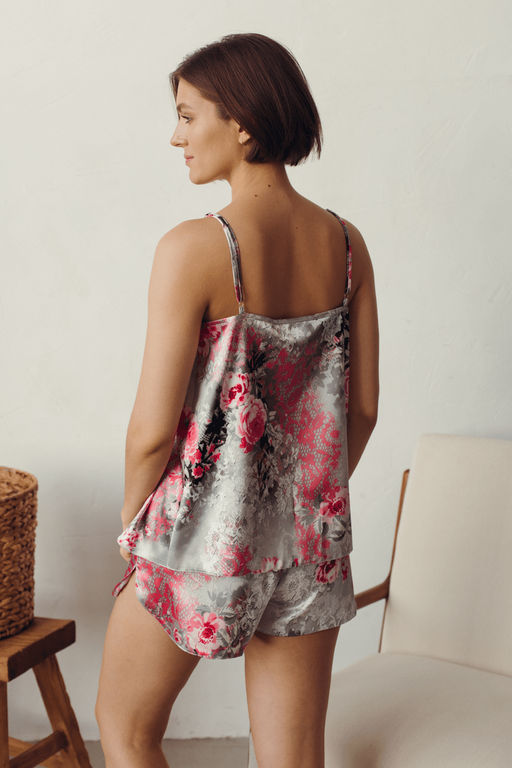 Светло-серый комплект из атласа цветы майка и шорты