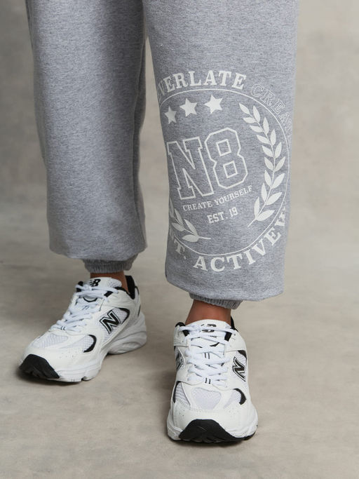 Серые спортивные брюки с глубокими карманами и манжетами - Eazyway фото 3