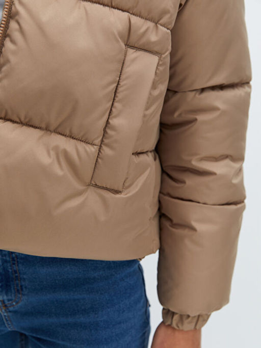 Kap??onlu Kad?n ?i?me Mont