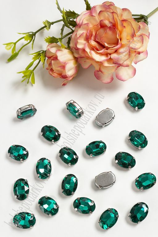 Стразы пришивные 14 мм "Овал" (20 шт) SF-3701, изумрудный №5