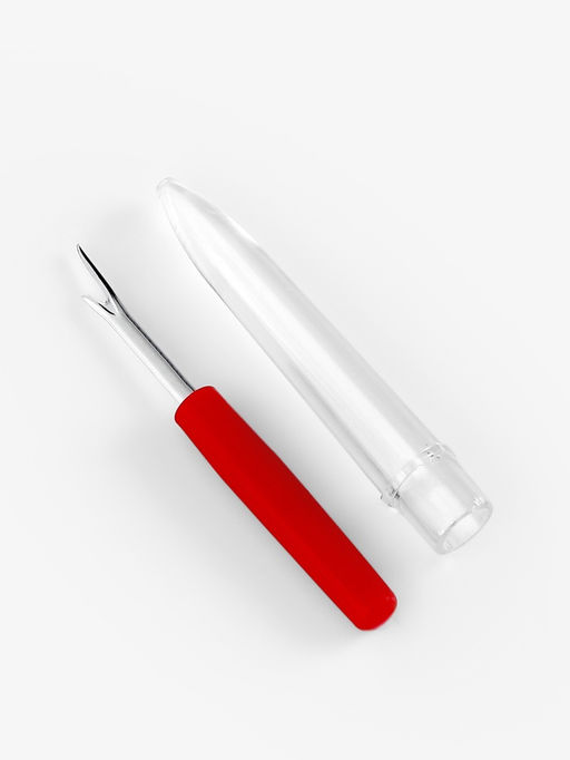 Швейный набор, 42 предмета, в футляре, 12×12×3 см, чёрный