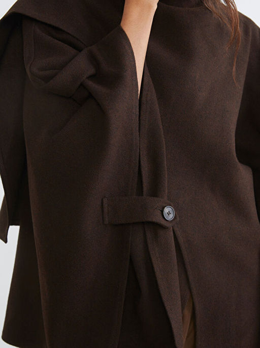 Dik Yaka Kad?n Ka?e Pan?o