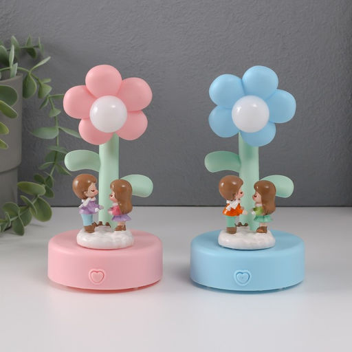 Фигурка светящаяся Малыши под цветочком, 8?8?15 см, МИКС