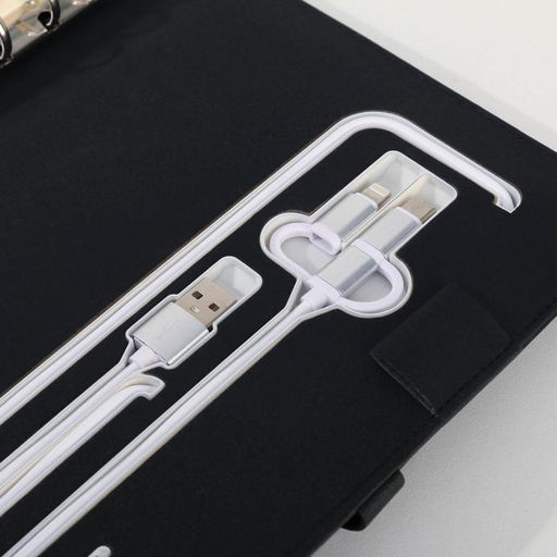 Ежедневник со встроенным зарядным устройством 8000 мАh и флешкой 16 ГБ Универсальный, 17,5 х 23,5 см - Like me фото 10