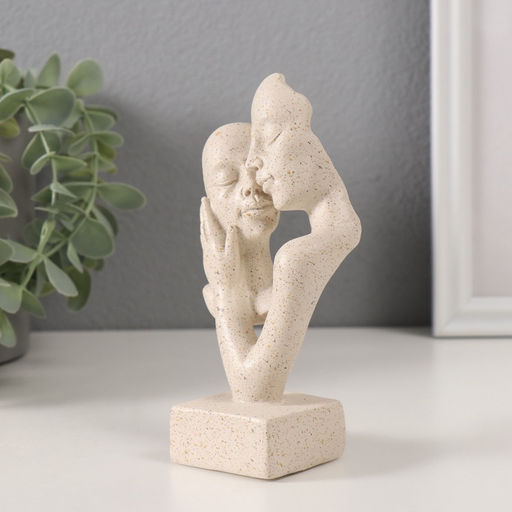 Бюст фигурка полистоун Влюблённые, белый в крапинку, 7.5?5?14.5 см