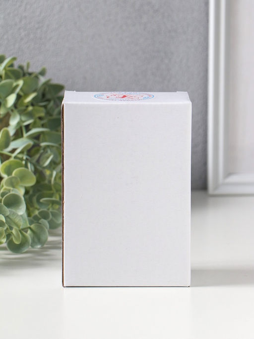 Фигурка полистоун «Малышка в платье в горох, с бантом в волосах, с единорогом», 5×3.7×13 см