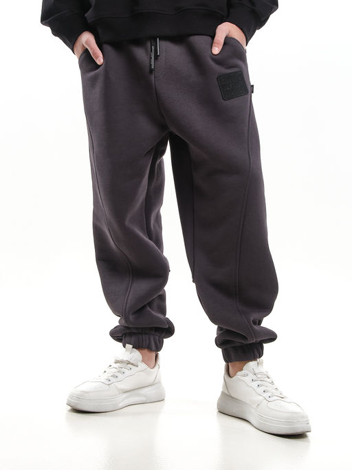 Брюки с шевроном для мальчика штаны спортивные 22-7683 светлый графит - Mini maxi фото 25