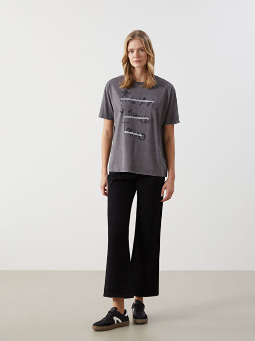 Bisiklet Yaka Bask?l? Oversize Kad?n Ti??rt