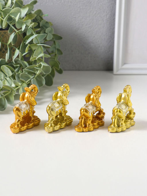 Набор фигурок 4 шт. «Слон на монетах и слитках», полистоун под золото, 2.5×5×5 см