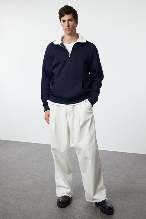 Lacivert Oversize/Geni_ Kesim Dik Yaka Fermuarl_ __i Polarl_/S_cak Tutan Sweatshirt TMNAW25SW00081 - Trendyolmilla фото 2
