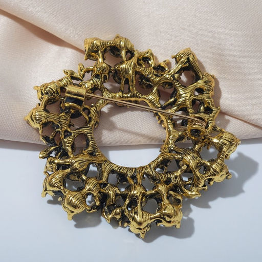 Брошь «Императрица» круг с розами, серо-синяя в чернёном золоте