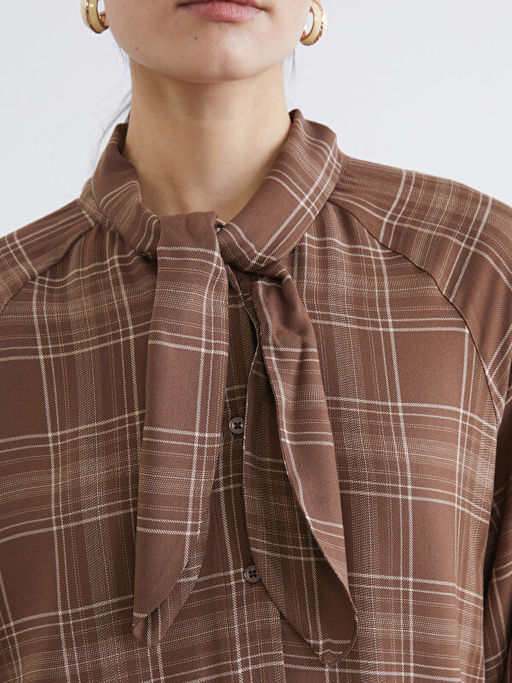 Fular Yaka Ekose Kad?n G?mlek Tunik