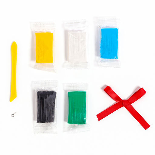 Ёлочная подвеска из полимерной глины своими руками на новый год «Змейка на шарике», набор для творчества