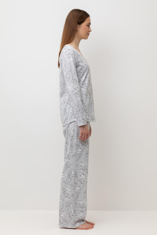 Е 20041/24/светло-серый,нежные цветы пижама жен
